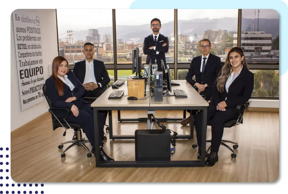 equipo-doble-via-tramites-vehiculares-bogota-colombia-2